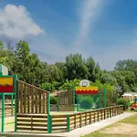 Acqua E Sole Camping